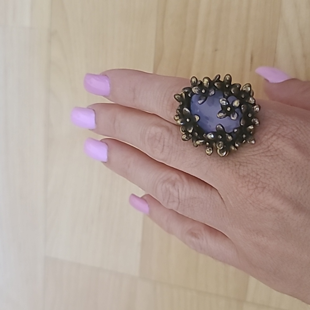 Vintage Oval Shape Purple Flower Stone Ring
